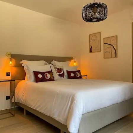 Cocooning Avec Piscine Privative *