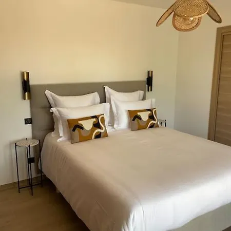 Villa Cocooning Avec Piscine Privative Porto-Vecchio (Corsica)