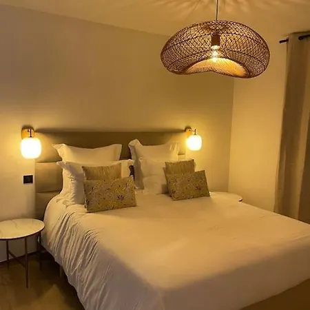 Cocooning Avec Piscine Privative *